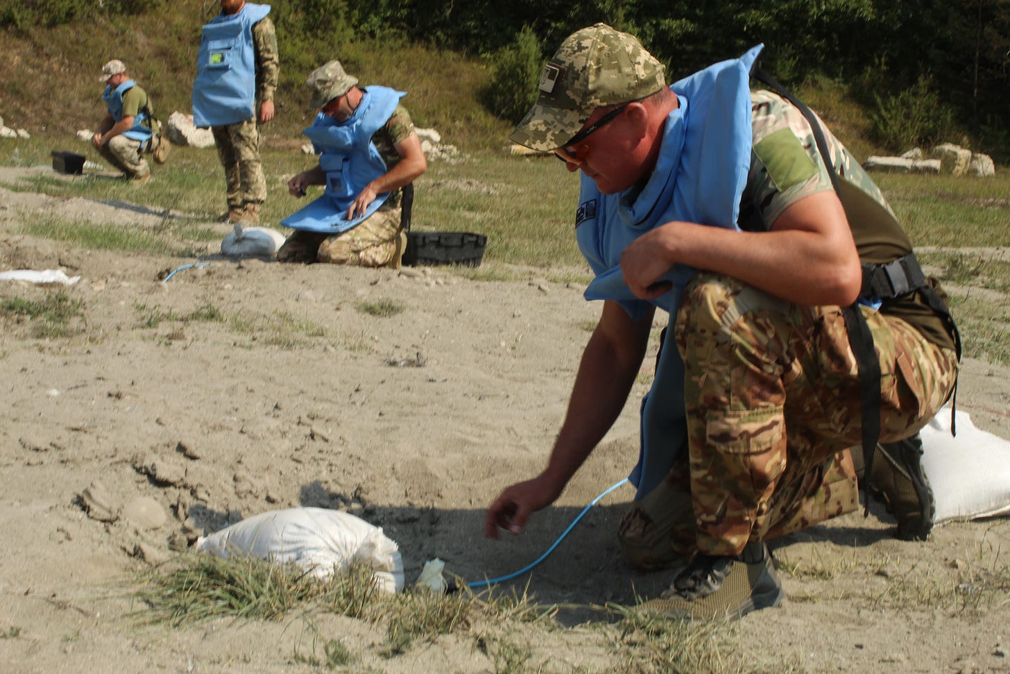 138 Ukrainian Defence Personnel Complete Demining Training Program